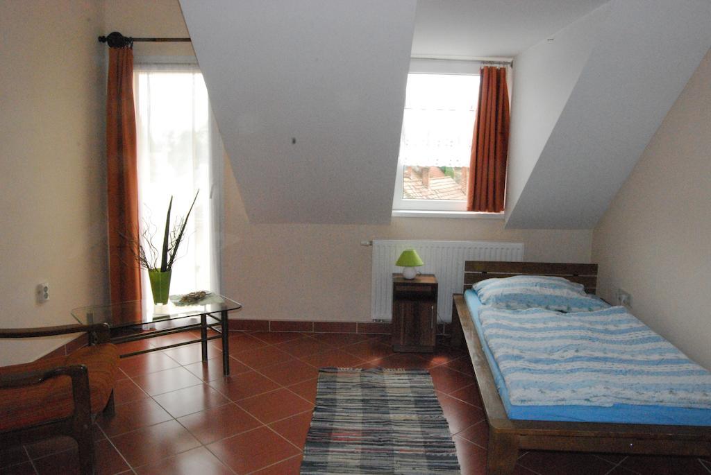 Karavan Panzio Hotel Kecskemét Camera foto